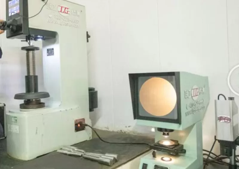 اختبار صلابة برينل اختبار صلابة برينل